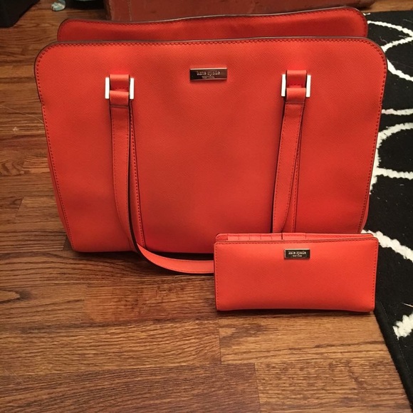kate spade Handbags - Kate spade purse and wallet kate spade Handbags - Kate spade purse and wallet